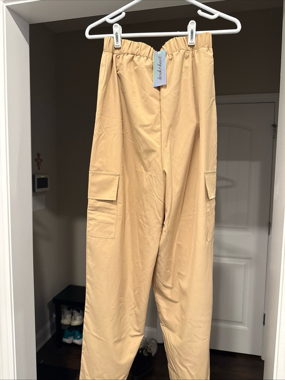 Derek Heart Women's Cargo Pants Button Elastic Waist Pockets Size 4